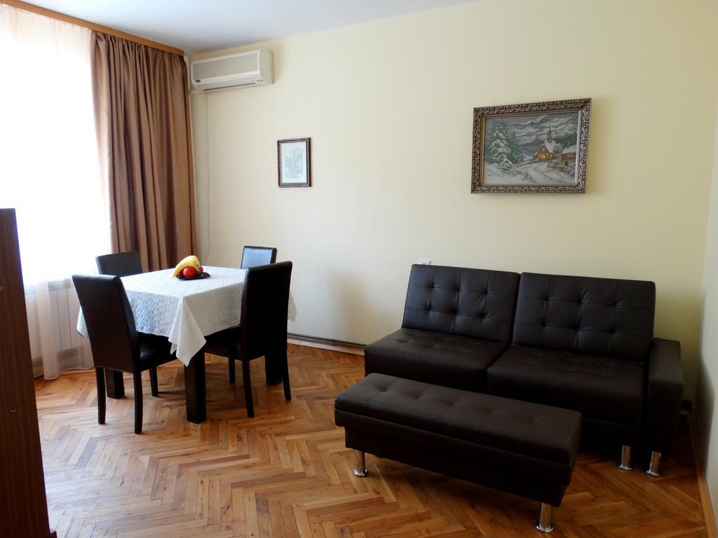 Old Center Apartment Ruse Extérieur photo